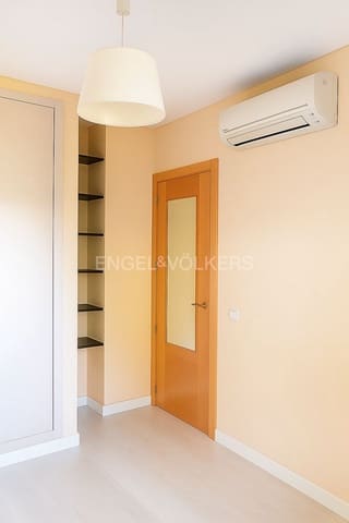 Apartamento de 1 habitación en Rejas, Madrid ciudad en alquiler con garaje - 1.050 € (Ref: 9158134)