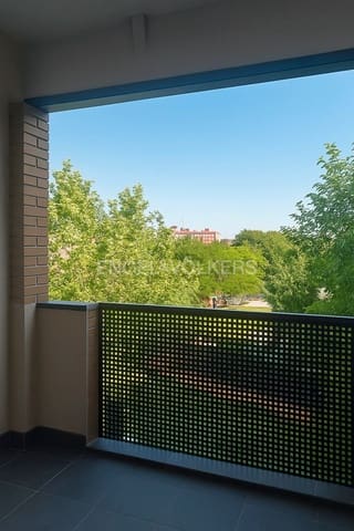 1 soveværelse Lejlighed til leje i Rejas, Madrid by med garage - € 1.050 (Ref: 9158134)