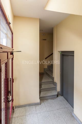 Apartamento de 1 habitación en Rejas, Madrid ciudad en alquiler con garaje - 1.050 € (Ref: 9158134)