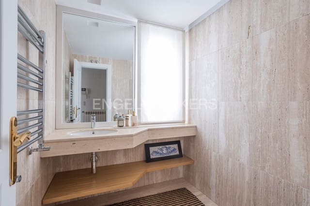 3 soveværelse Penthouse til salg i Jerónimos, Madrid by med garage - € 4.000.000 (Ref: 9158766)