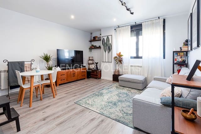 2 soverom Loft til salgs i San Sebastián de los Reyes med svømmebasseng garasje - € 419 500 (Ref: 9158786)