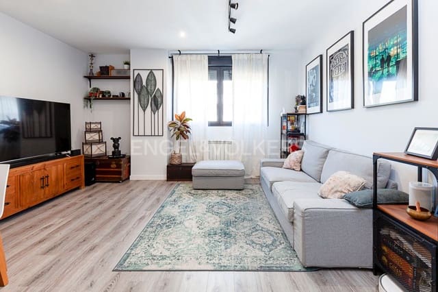 2 soverom Loft til salgs i San Sebastián de los Reyes med svømmebasseng garasje - € 419 500 (Ref: 9158786)