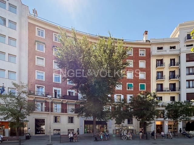 2 soveværelse Loft til salg i Fuente del Berro, Madrid by - € 770.000 (Ref: 9158802)