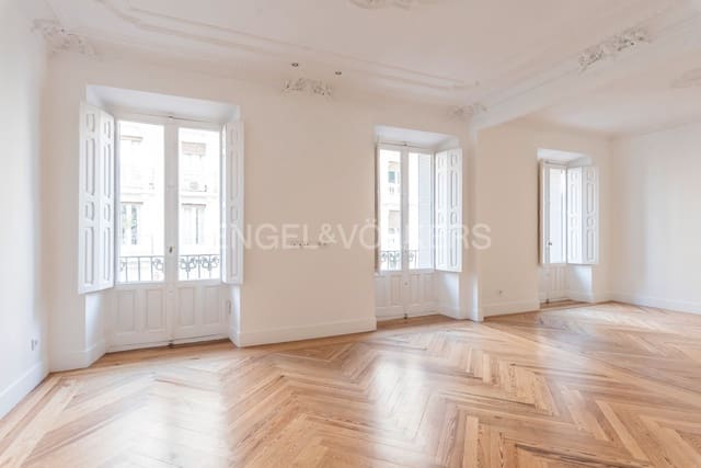 4 sovrum Lägenhet att hyra i Castellana, Madrid stad - 5 000 € (Ref: 9158804)