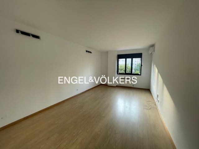 Apartamento de 2 habitaciones en Valdefuentes, Madrid ciudad en alquiler con piscina garaje - 1.640 € (Ref: 9158814)