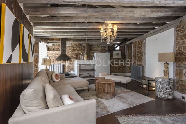 Ático de 2 habitaciones en Universidad, Madrid ciudad en alquiler con garaje - 4.850 € (Ref: 9158817)