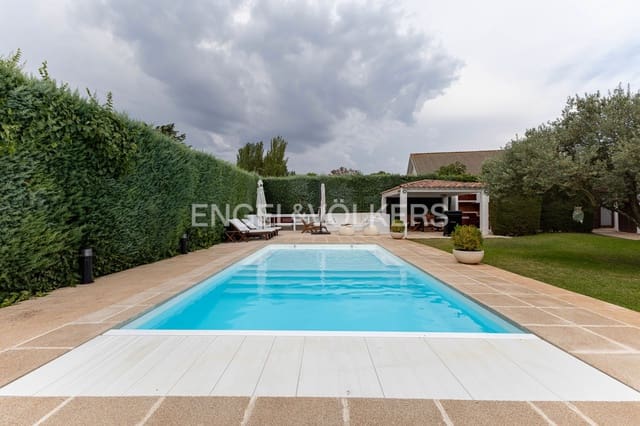 3 soveværelse Villa til salg i Nuevo Baztán med swimmingpool garage - € 560.000 (Ref: 9159992)
