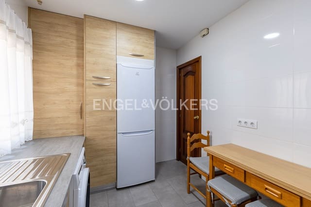 Apartamento de 3 habitaciones en Concepción, Madrid ciudad en alquiler - 1.600 € (Ref: 9160218)