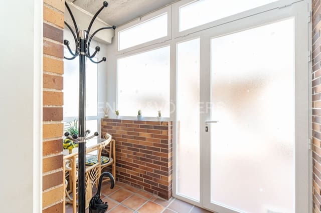 5 soveværelse Semi-Rækkehus til salg i Villanueva del Pardillo med swimmingpool garage - € 715.000 (Ref: 9160344)