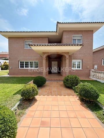 7 soveværelse Villa til salg i Villalbilla med swimmingpool garage - € 1.300.000 (Ref: 9161580)