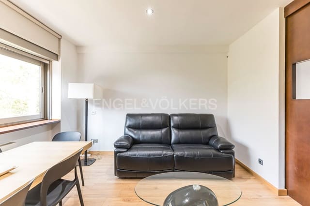 Apartamento de 2 habitaciones en Hispanoamérica, Madrid ciudad en alquiler con piscina garaje - 2.250 € (Ref: 9161588)