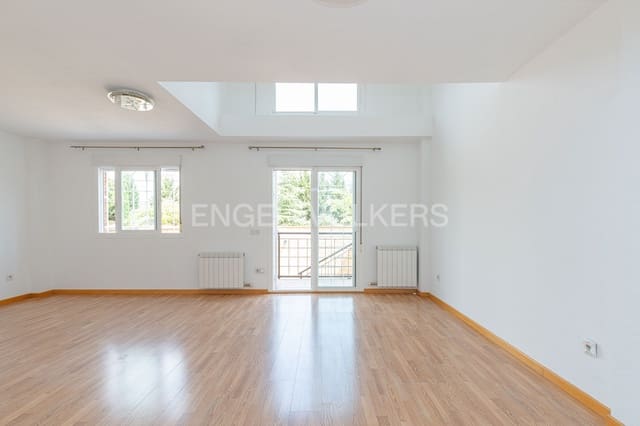 Willa do wynajęcia w Alcalá de Henares z garażem - 2 500 € (Ref: 9161697)