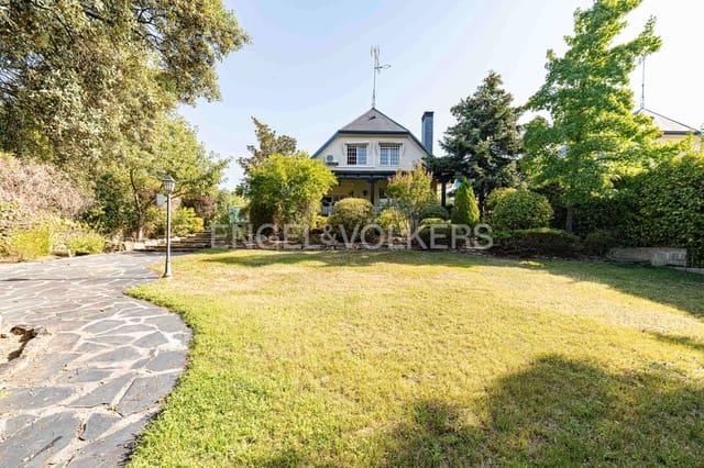 5 soveværelse Villa til salg i El Escorial med swimmingpool garage - € 675.000 (Ref: 9169820)