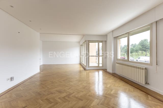 5 soveværelse Lejlighed til leje i Madrid by med swimmingpool garage - € 2.900 (Ref: 9172329)