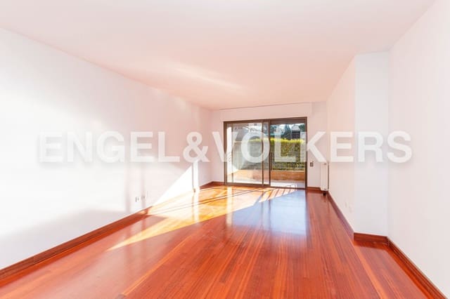 2 bedroom Flat for rent in Las Rozas de Madrid with pool - € 1,650 (Ref: 9175538)