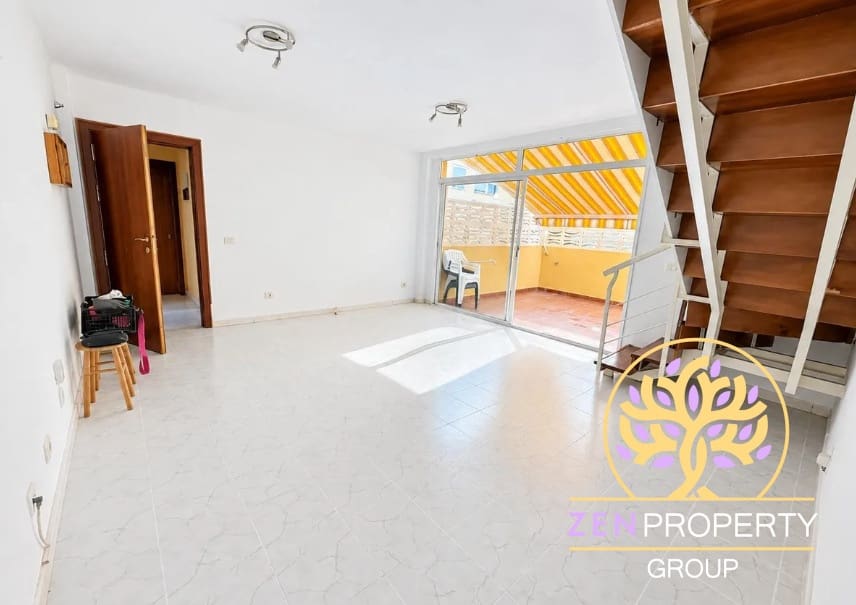 3 sovrum Lägenhet till salu i El Medano med pool garage - 345 000 € (Ref: 10093669)