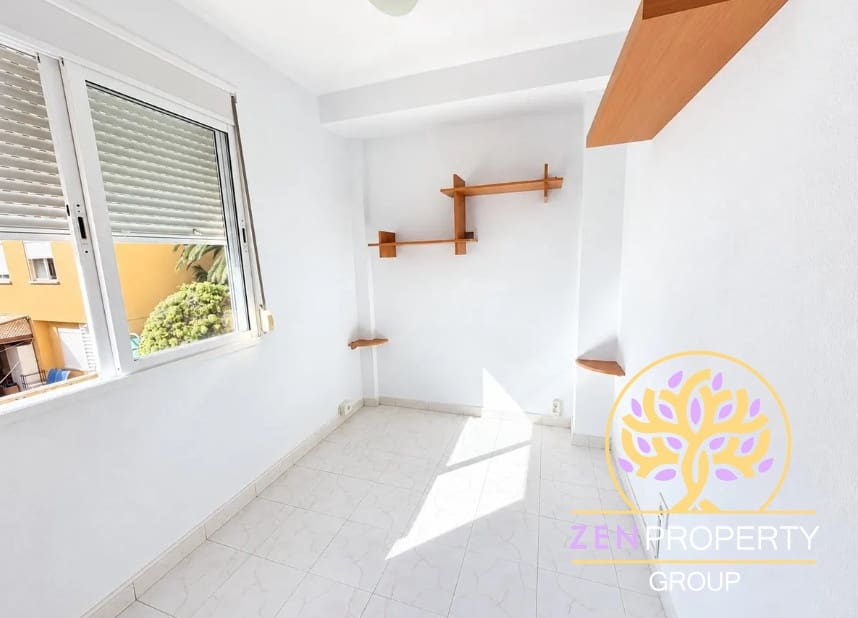 3 sovrum Lägenhet till salu i El Medano med pool garage - 345 000 € (Ref: 10093669)