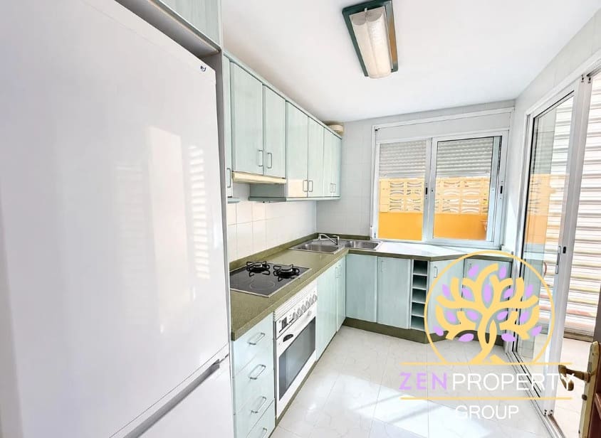 3 sovrum Lägenhet till salu i El Medano med pool garage - 345 000 € (Ref: 10093669)