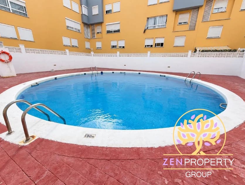 3 sovrum Lägenhet till salu i El Medano med pool garage - 345 000 € (Ref: 10093669)
