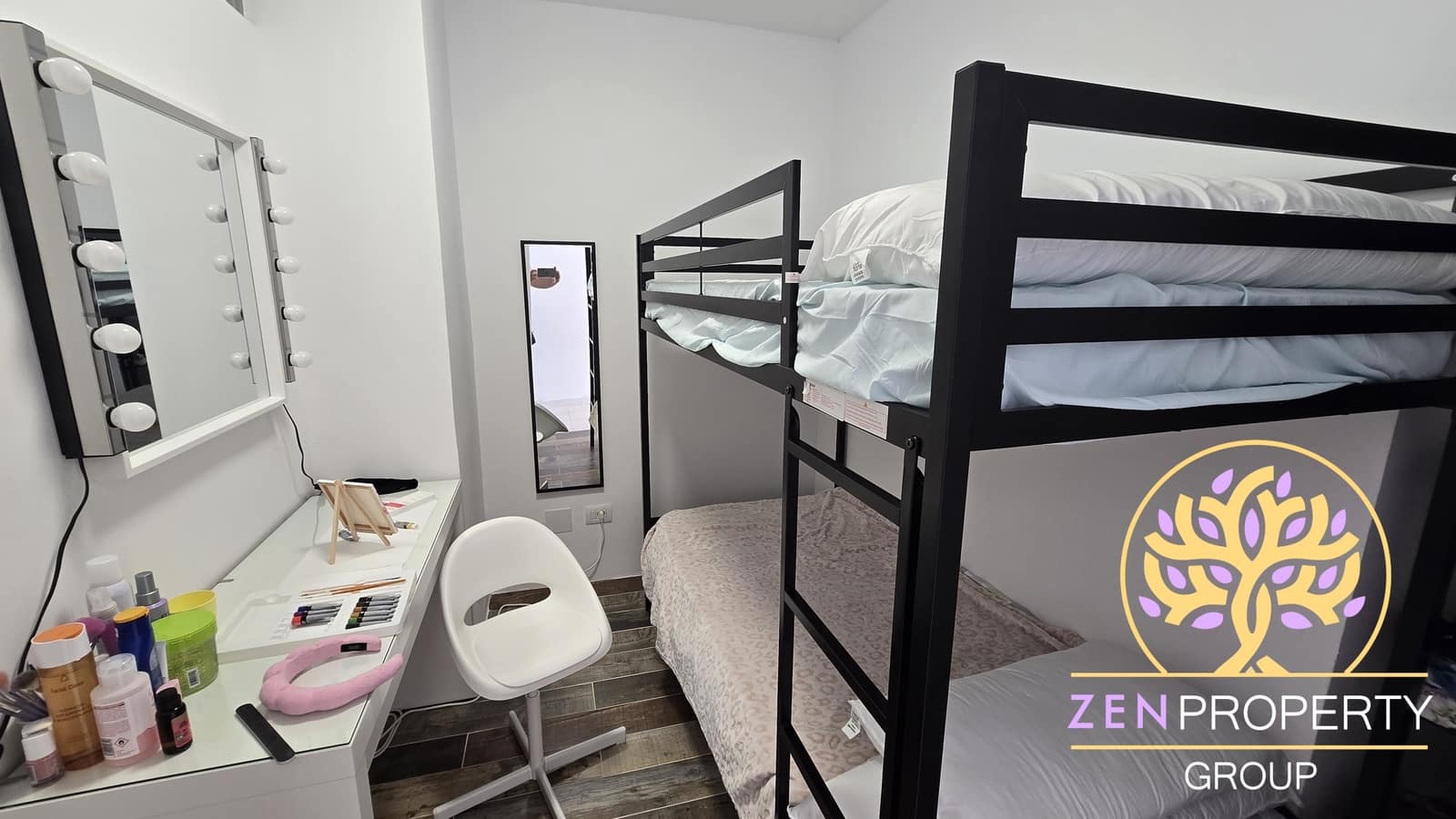 2 quarto Apartamento para venda em Los Cristianos com piscina - 367 500 € (Ref: 10183617)