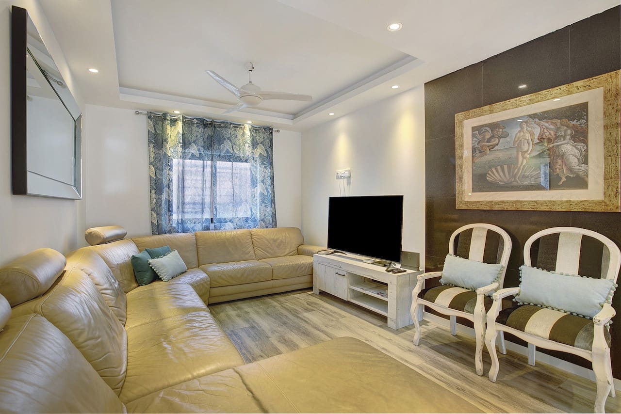 4 soverom Villa til salgs i Armenime med svømmebasseng garasje - € 785 000 (Ref: 6884637)