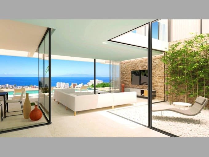 3 soveværelse Villa til salg i San Eugenio med swimmingpool garage - € 2.087.000 (Ref: 7043247)