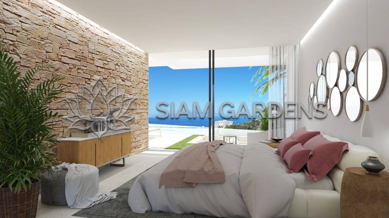 3 soveværelse Villa til salg i San Eugenio med swimmingpool garage - € 2.087.000 (Ref: 7043247)