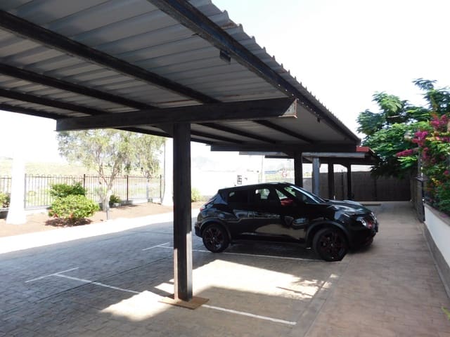Garage til salg i Los Cristianos, Arona - € 17.500 (Ref: 7257341)