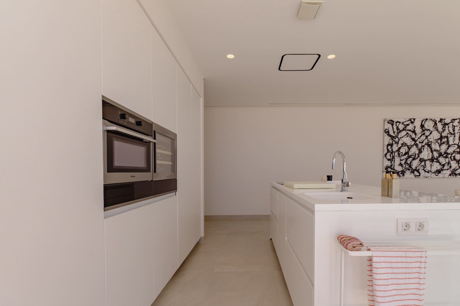 4 soveværelse Villa til salg i Playa San Juan med swimmingpool garage - € 2.750.000 (Ref: 7419647)