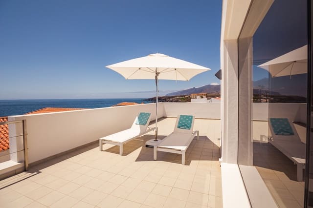 4 soveværelse Villa til salg i Playa San Juan, Guía de Isora med swimmingpool garage - € 2.750.000 (Ref: 7419647)