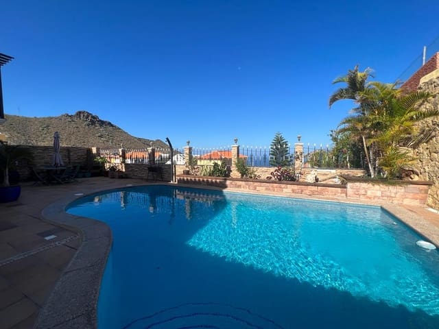 4 sovrum Hus till salu i Roque del Conde, Adeje med pool garage - 895 000 € (Ref: 7870921)