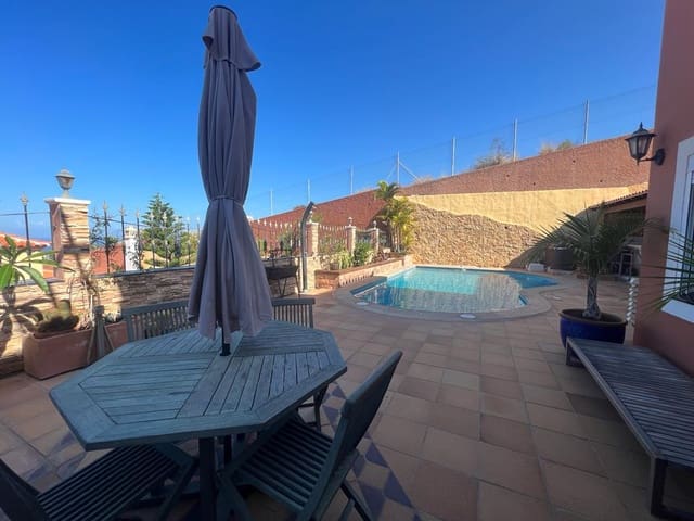 4 sovrum Hus till salu i Roque del Conde, Adeje med pool garage - 895 000 € (Ref: 7870921)