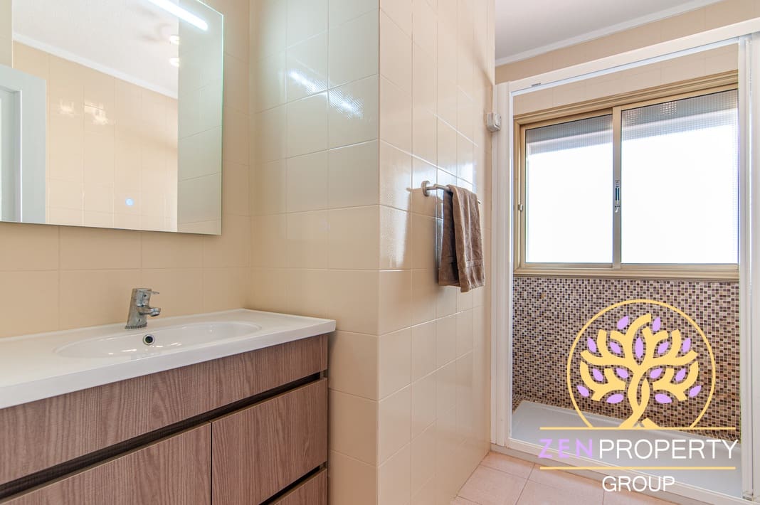 4 soverom Villa til salgs i Adeje med svømmebasseng garasje - € 1 390 000 (Ref: 8115904)