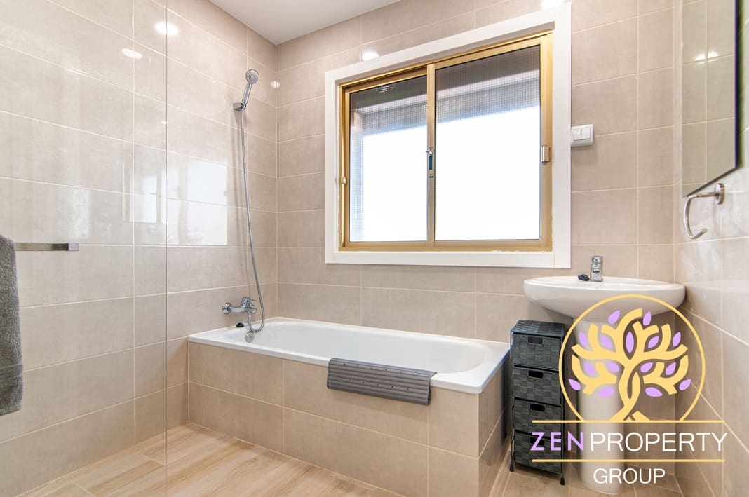 4 soverom Villa til salgs i Adeje med svømmebasseng garasje - € 1 390 000 (Ref: 8115904)