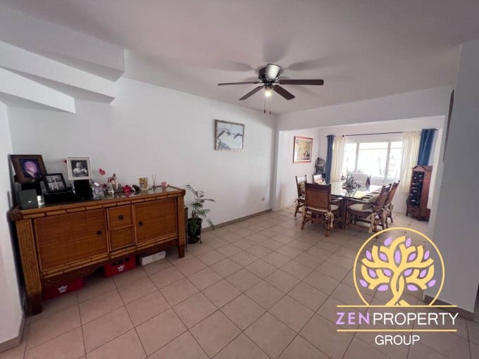 4 soveværelse Semi-Rækkehus til salg i Adeje med swimmingpool garage - € 680.000 (Ref: 8338451)