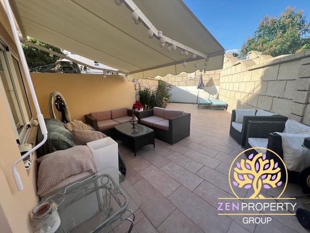 4 soverom Kjedet enebolig til salgs i Playa de Fañabé Alto, Adeje med svømmebasseng garasje - € 680 000 (Ref: 8338451)