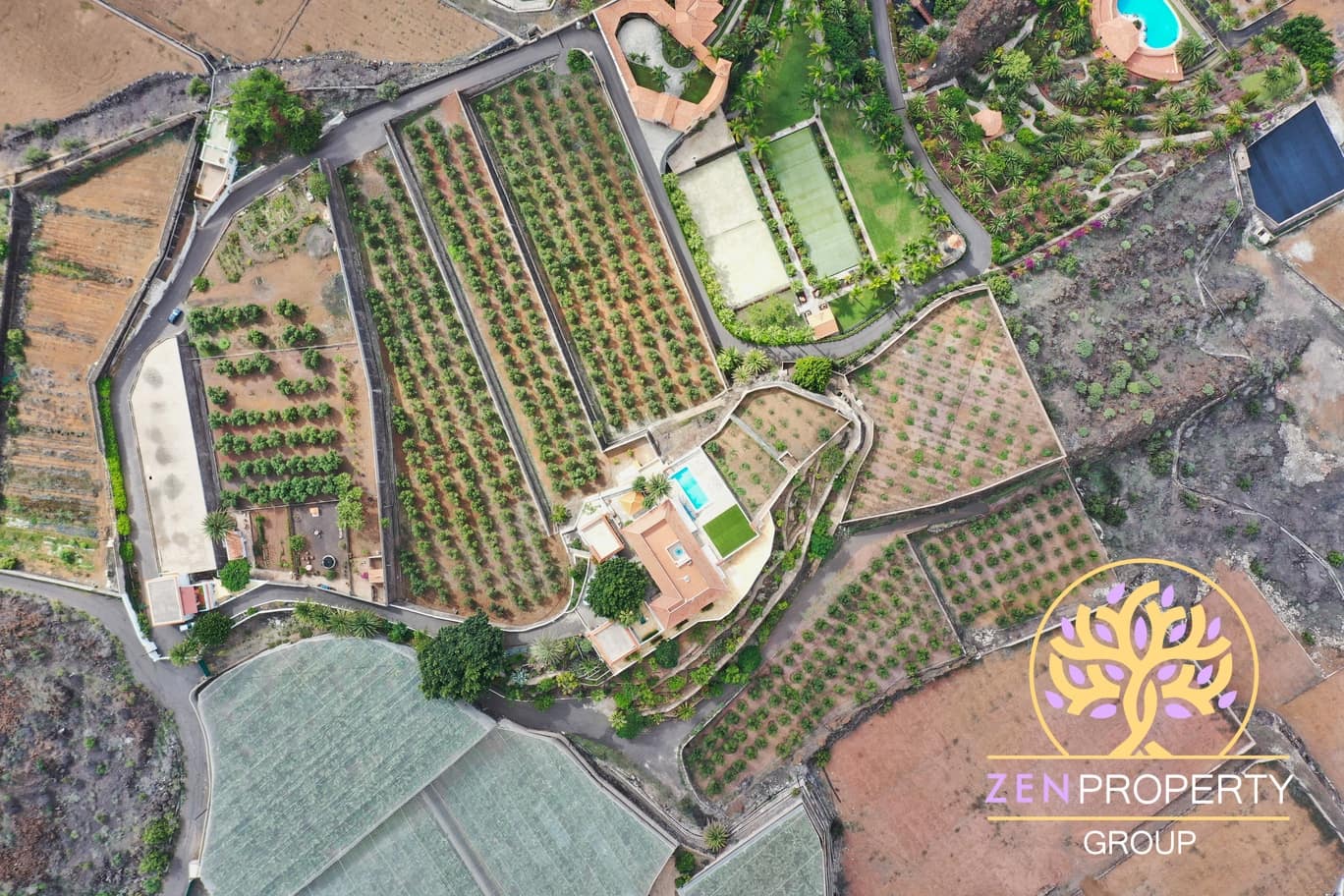 10 soveværelse Finca/Landehus til salg i Guia de Isora med swimmingpool garage - € 2.500.000 (Ref: 8428169)