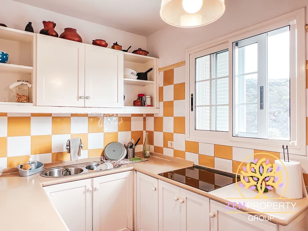 10 soveværelse Finca/Landehus til salg i Guia de Isora med swimmingpool garage - € 2.500.000 (Ref: 8428169)