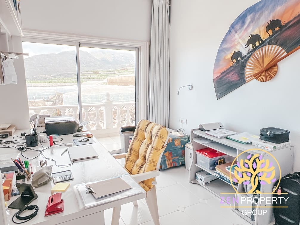 10 soveværelse Finca/Landehus til salg i Guia de Isora med swimmingpool garage - € 2.500.000 (Ref: 8428169)