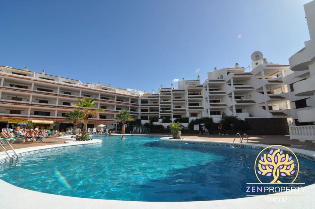 1 soverom Leilighet til salgs i Los Cristianos med svømmebasseng garasje - € 315 000 (Ref: 8737029)