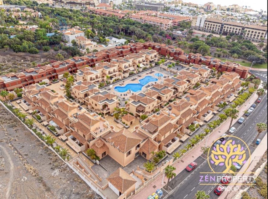 3 soveværelse Villa til salg i Costa Adeje med swimmingpool garage - € 1.150.000 (Ref: 8824065)