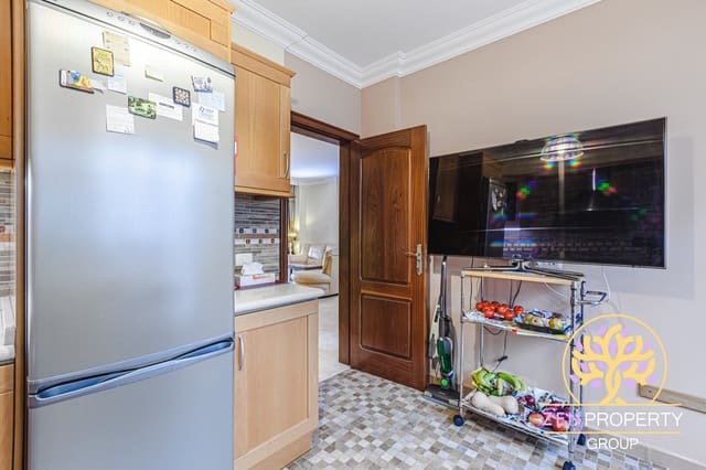 3 quarto Moradia para venda em Playa del Duque, Adeje com piscina garagem - 1 150 000 € (Ref: 8824065)