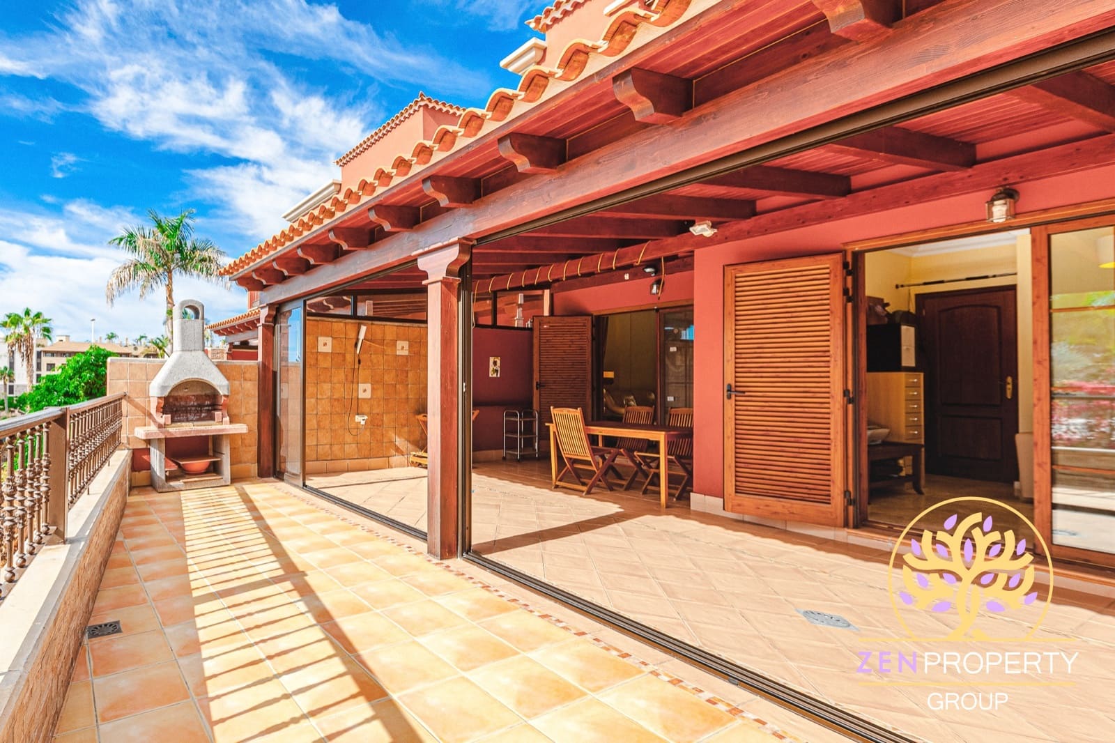 3 soveværelse Villa til salg i Costa Adeje med swimmingpool garage - € 1.150.000 (Ref: 8824065)