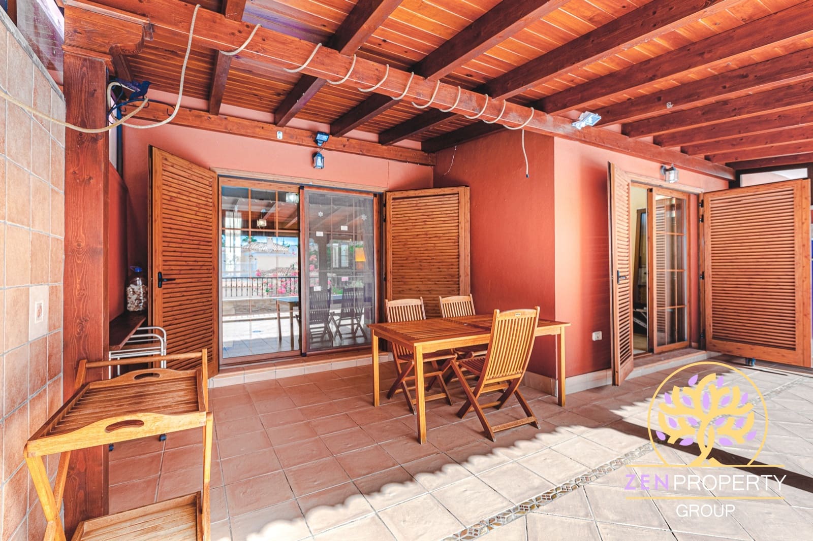 3 soveværelse Villa til salg i Costa Adeje med swimmingpool garage - € 1.150.000 (Ref: 8824065)