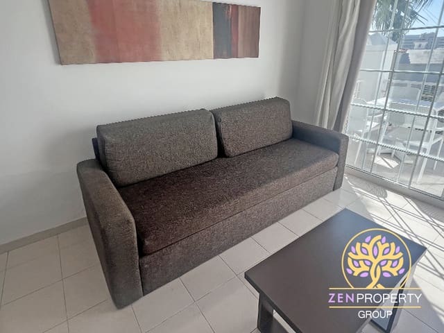 1 soverom Leilighet til salgs i Playa del Duque, Adeje med svømmebasseng - € 235 000 (Ref: 8896003)