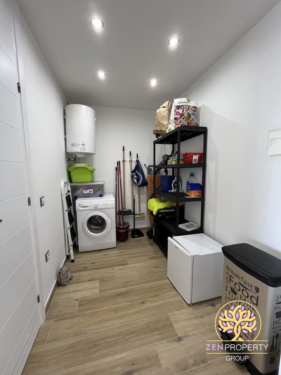 3 sypialnia Apartament na sprzedaż w Playa Paraiso z basenem garażem - 595 000 € (Ref: 9109946)