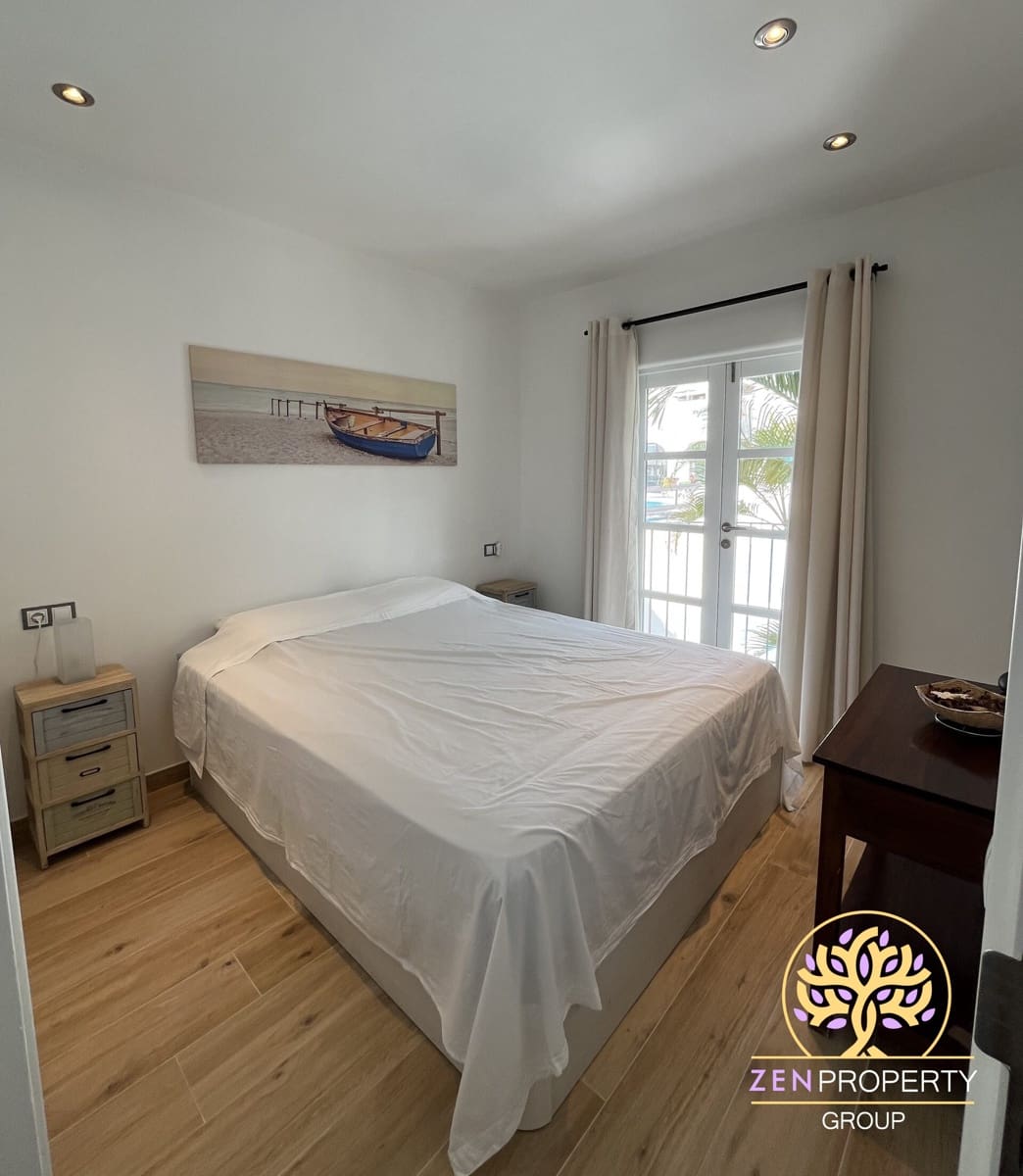 3 sypialnia Apartament na sprzedaż w Playa Paraiso z basenem garażem - 595 000 € (Ref: 9109946)