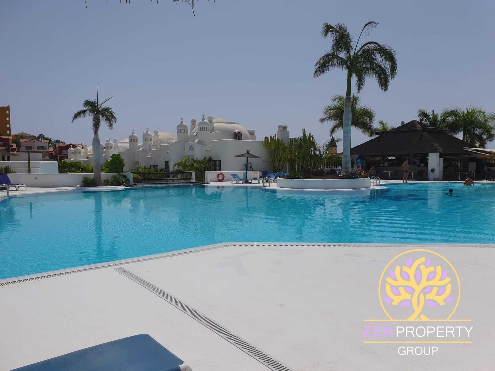 3 sypialnia Apartament na sprzedaż w Playa Paraiso z basenem garażem - 595 000 € (Ref: 9109946)