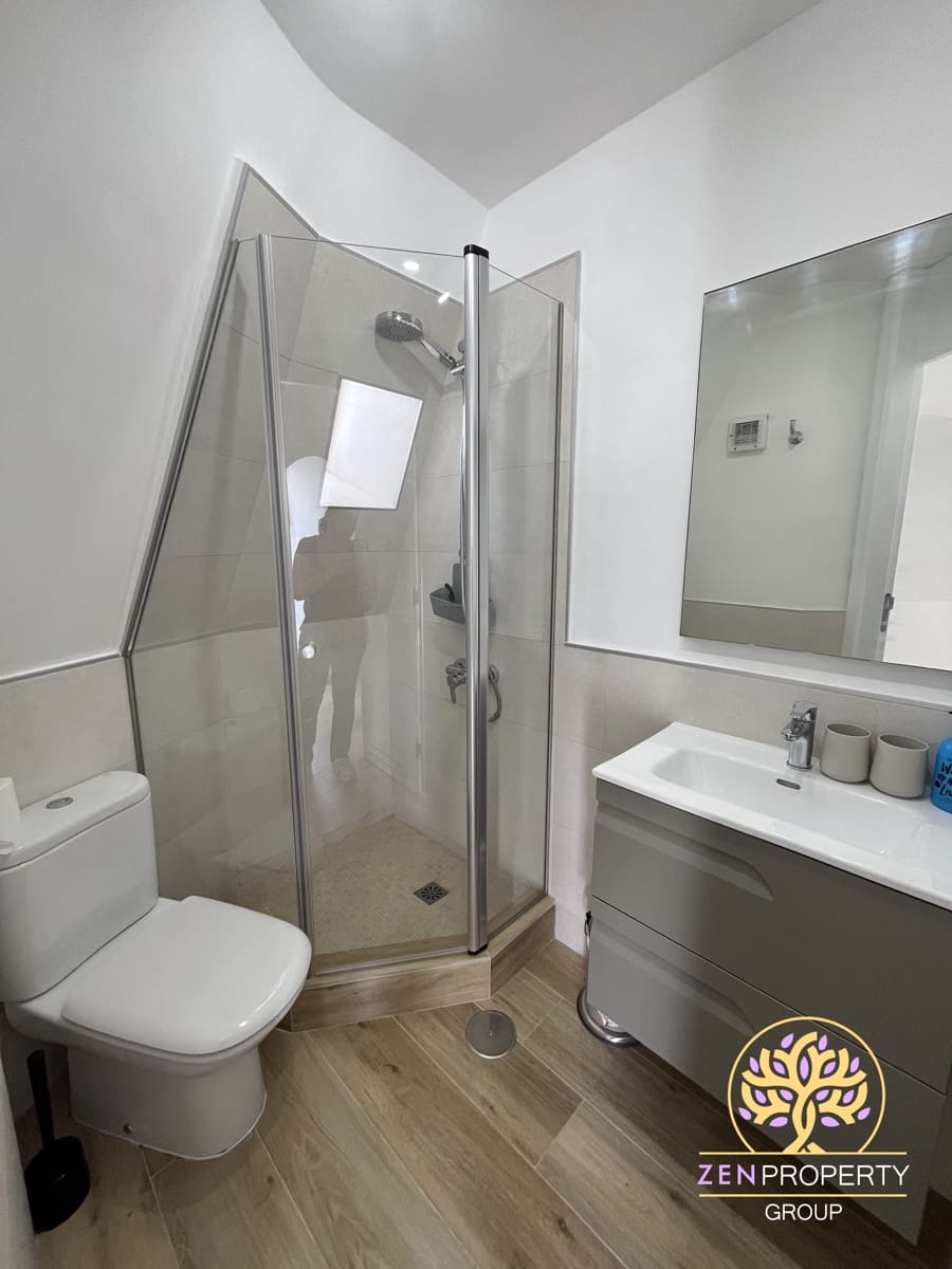 3 sypialnia Apartament na sprzedaż w Playa Paraiso z basenem garażem - 595 000 € (Ref: 9109946)