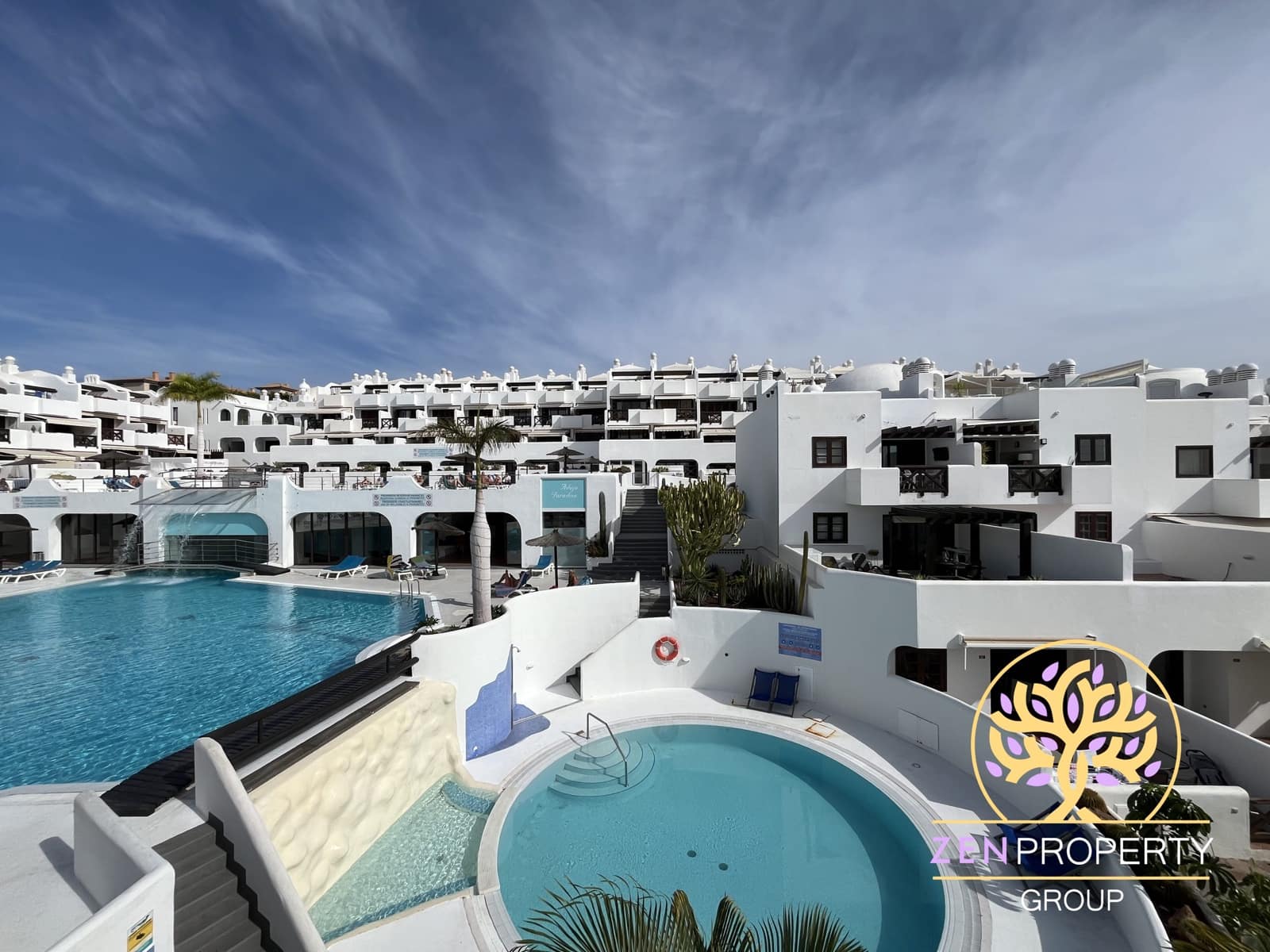 3 sypialnia Apartament na sprzedaż w Playa Paraiso z basenem garażem - 595 000 € (Ref: 9109946)